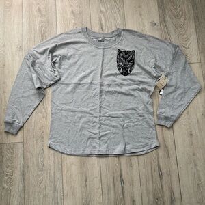 Heather Gray Long Sleeve Tee with Blackpanther size L